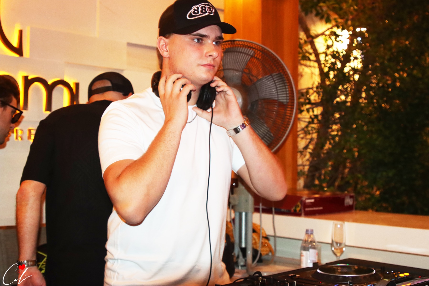 Oscaro DJing at night at Chi Samui